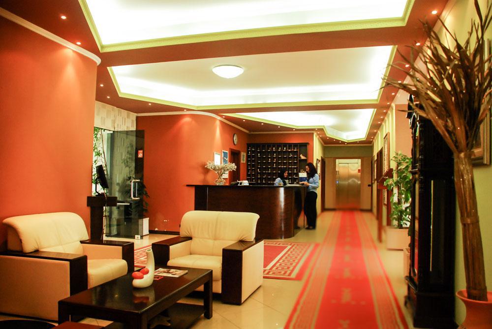 Hotel Vivas Durrës Extérieur photo